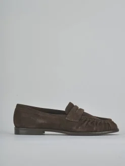 Mocassini tacco 1cm camoscio testa