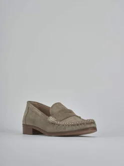 Mocassini tacco 1cm camoscio beige