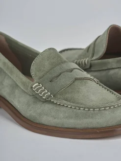 Mocassini tacco 1cm camoscio verde