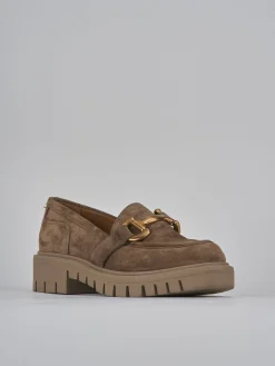 Mocassini tacco 2cm camoscio marrone