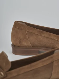 Mocassini tacco 1cm camoscio marrone