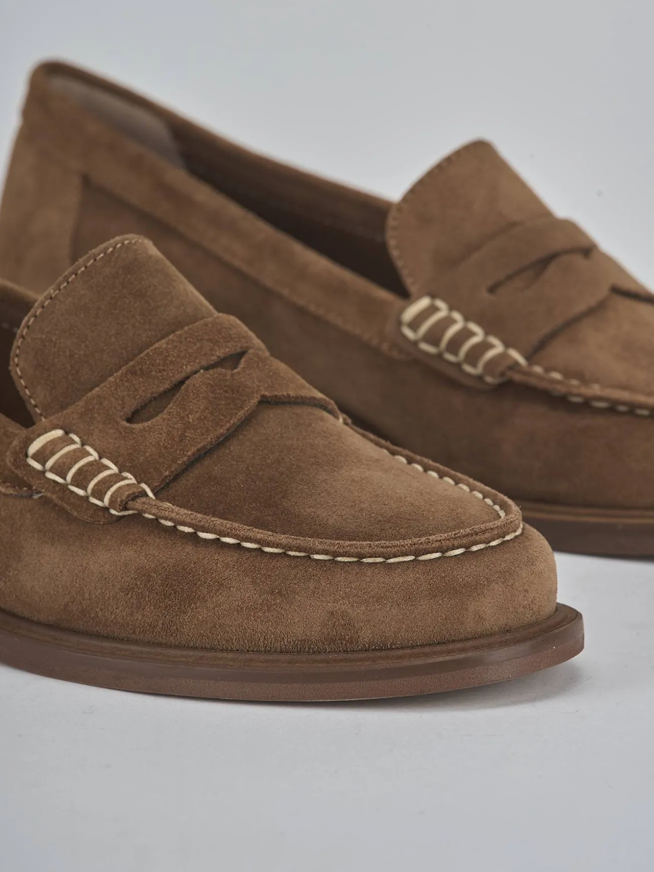 Mocassini tacco 1cm camoscio marrone