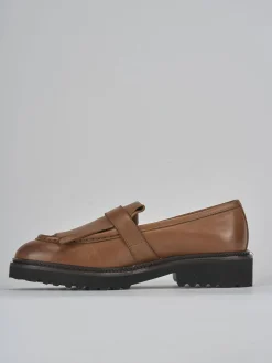 Mocassini tacco 2cm pelle marrone