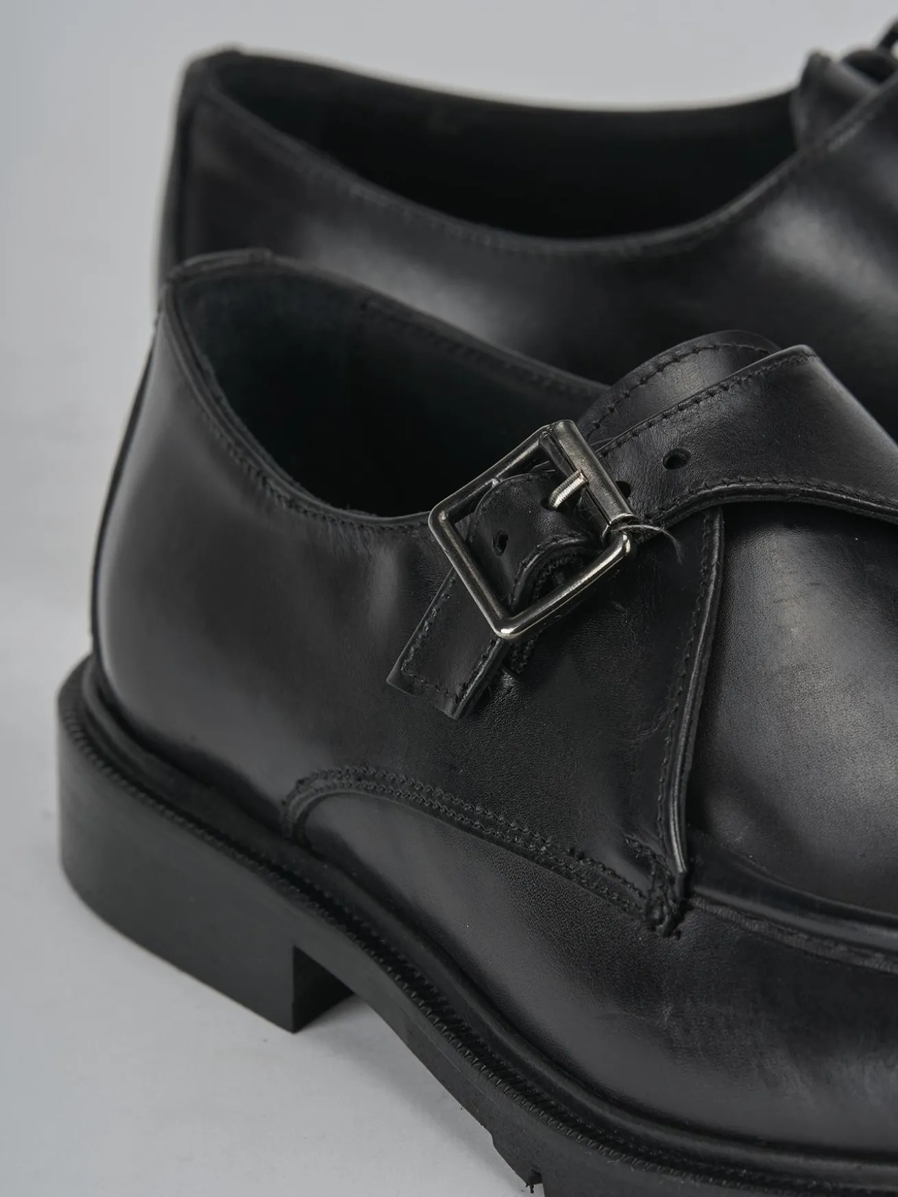 Mocassini tacco 2cm pelle nero