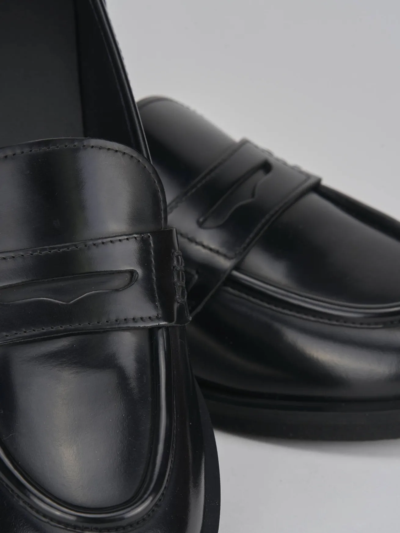 Mocassini tacco 2cm pelle nero