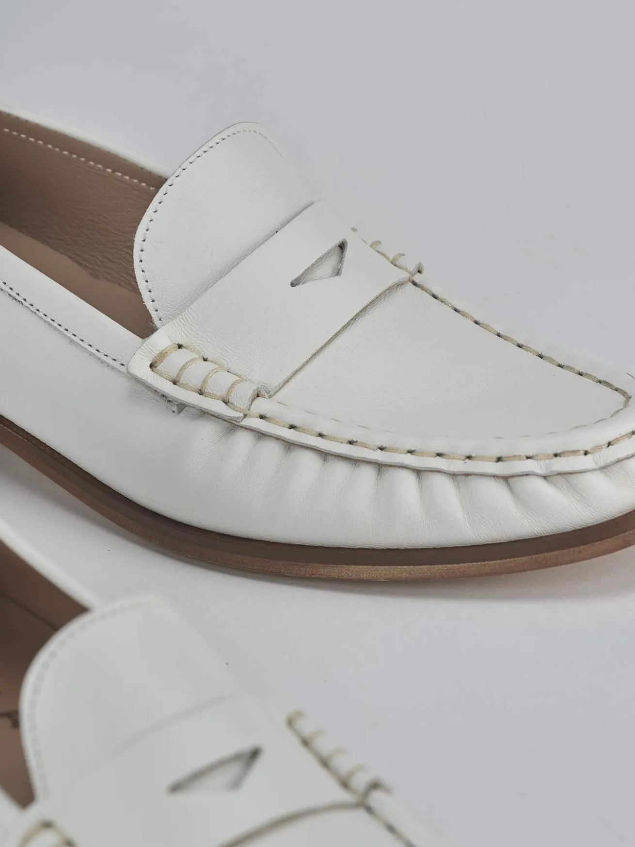 Mocassini tacco 1cm pelle bianco