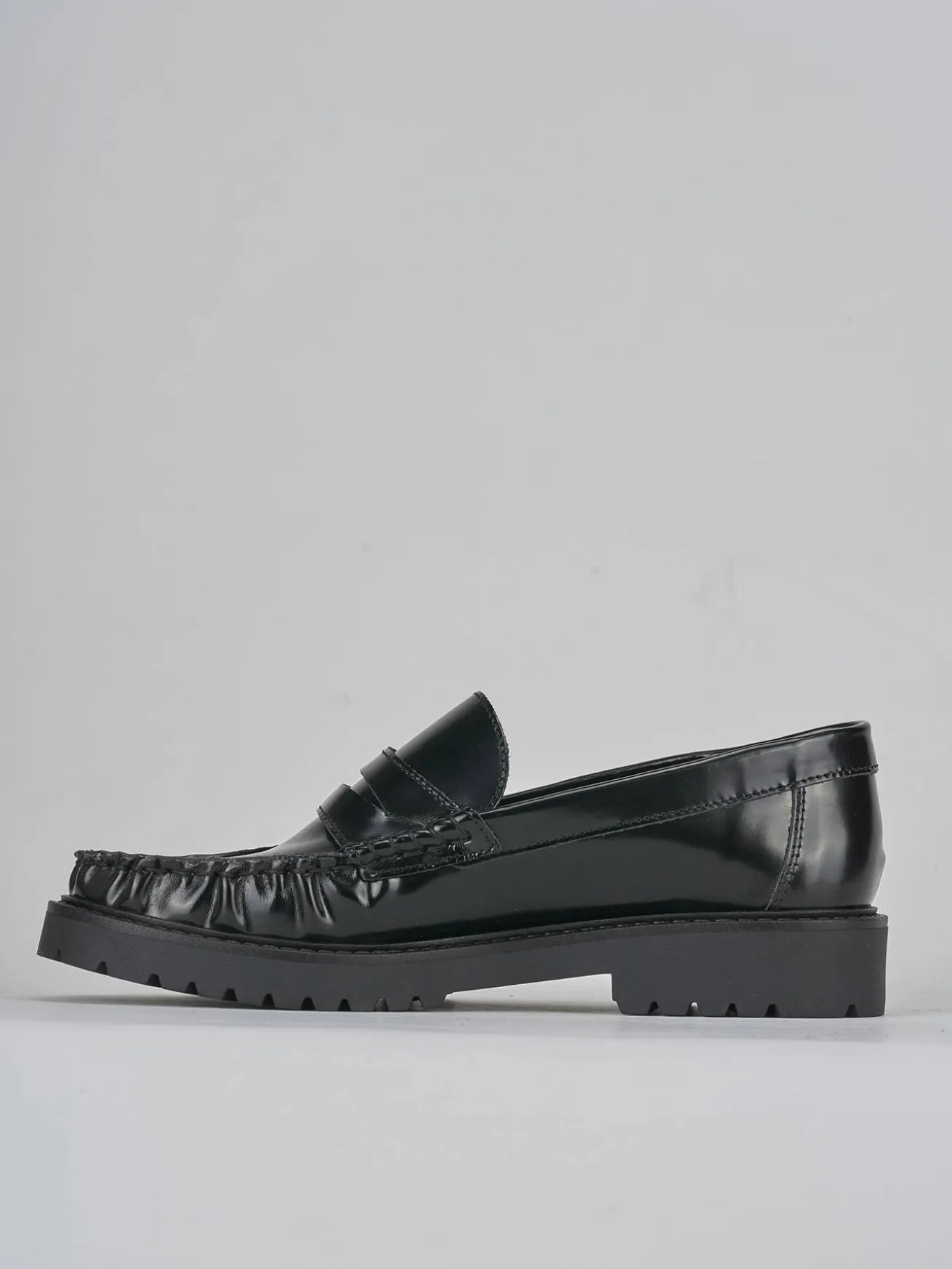 Mocassini tacco 2cm pelle nero