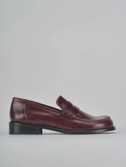 Mocassini tacco 2cm pelle bordo'