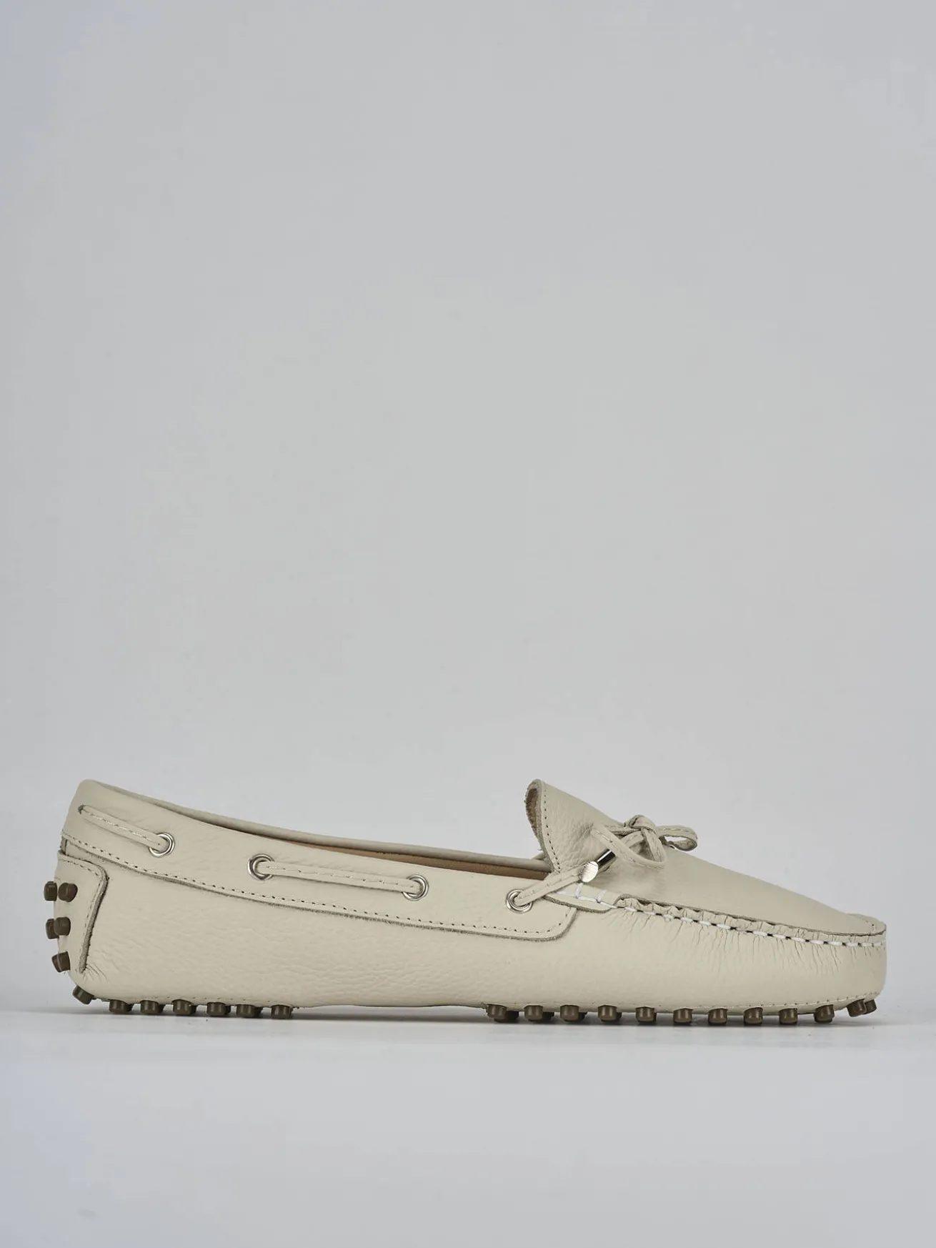 Mocassini tacco 1cm pelle beige