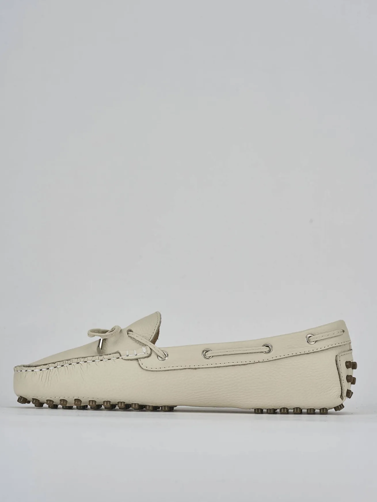 Mocassini tacco 1cm pelle beige