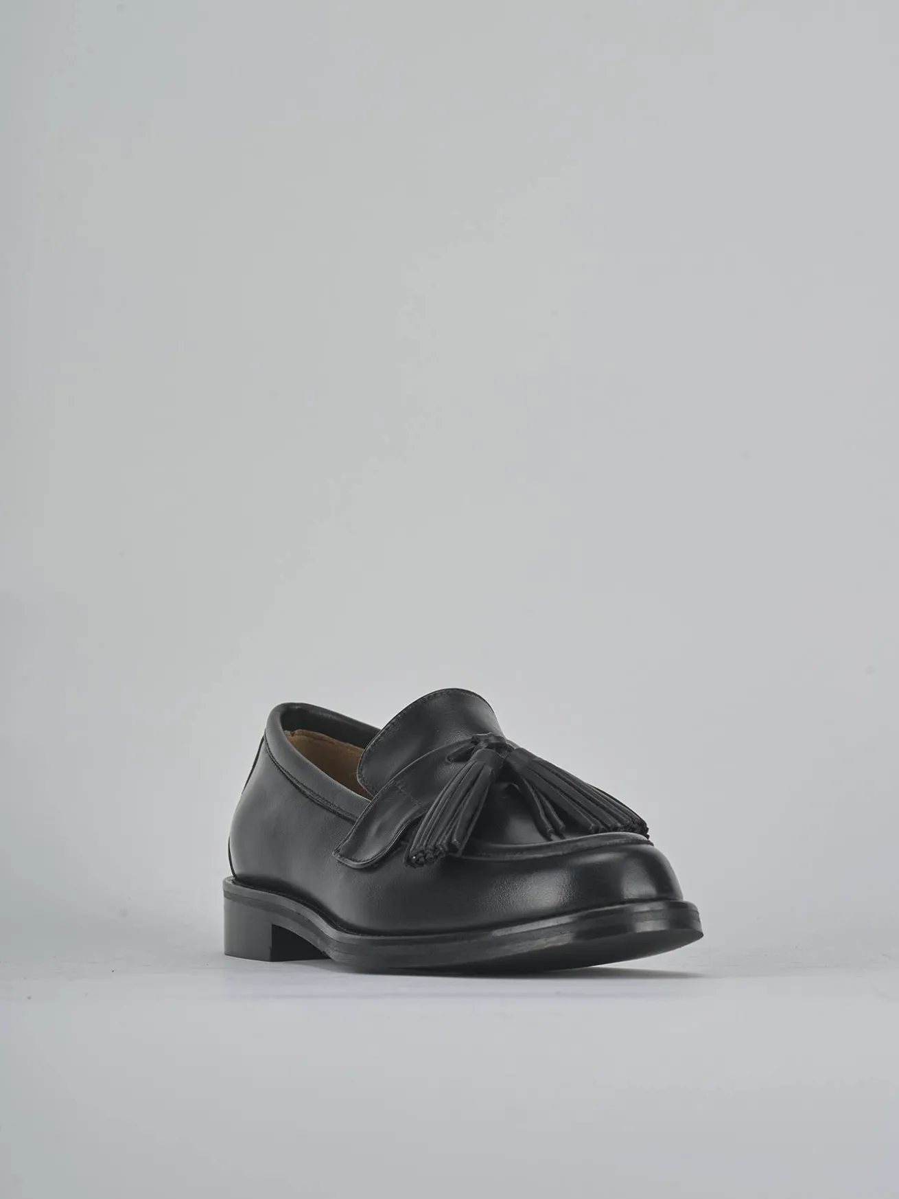 Mocassini tacco 2cm pelle nero