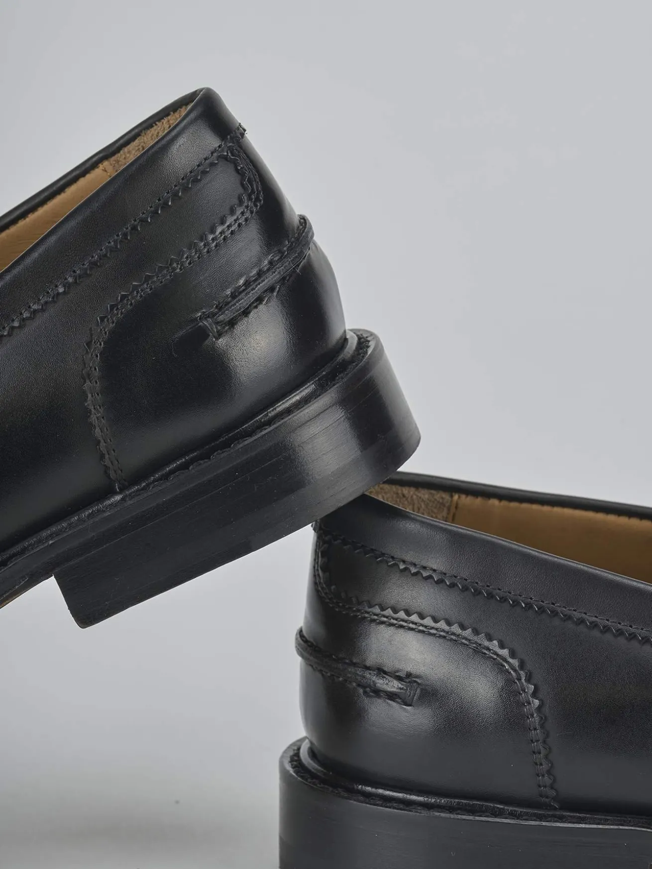 Mocassini tacco 1cm pelle nero