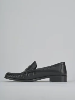 Mocassini tacco 1cm pelle nero