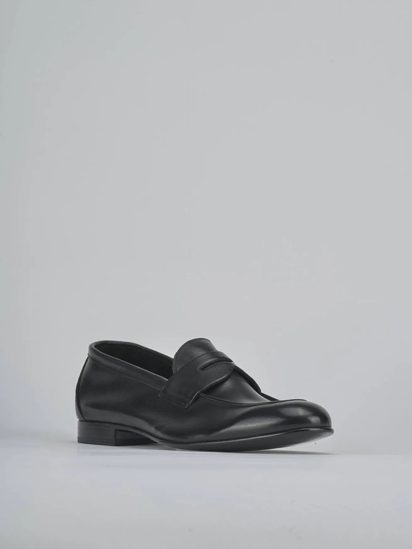 Mocassini tacco 1cm pelle nero