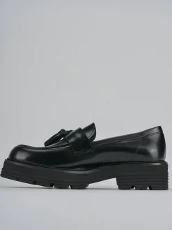 Mocassini tacco 2cm pelle nero