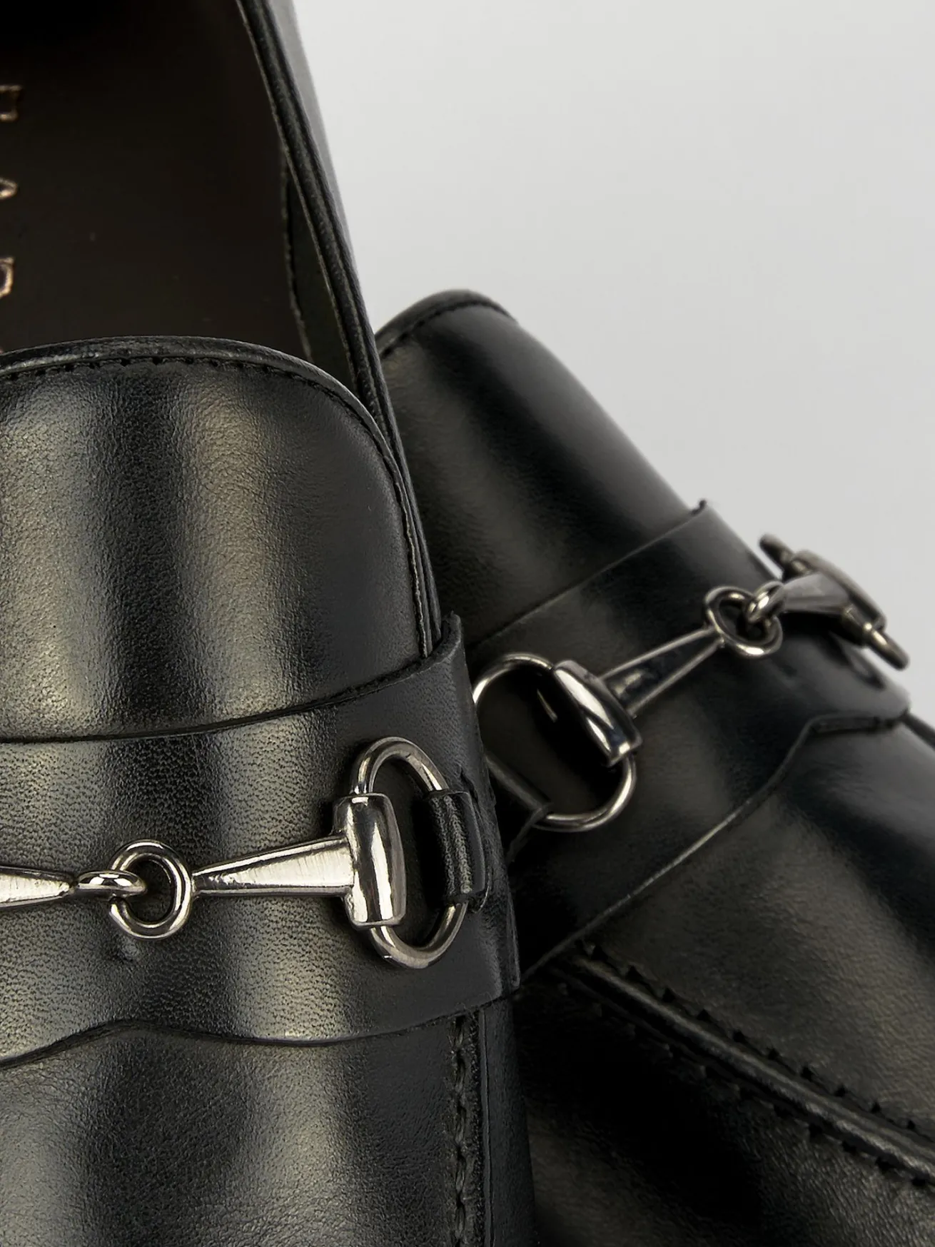 Mocassini tacco 1cm pelle nero