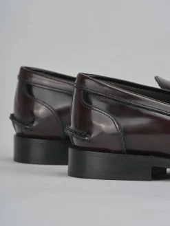 Mocassini tacco 2cm pelle bordo'