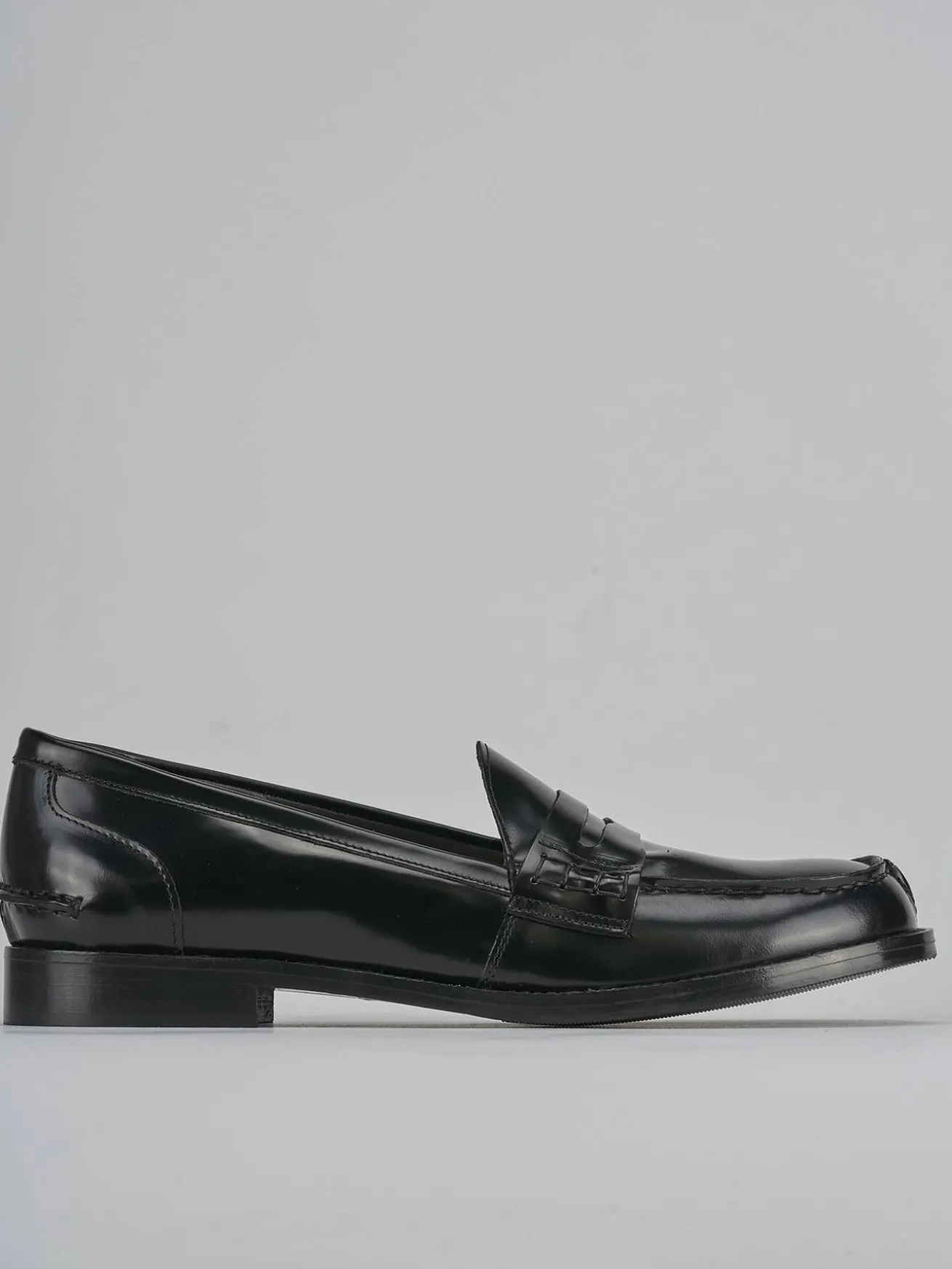 Mocassini tacco 2cm pelle nero