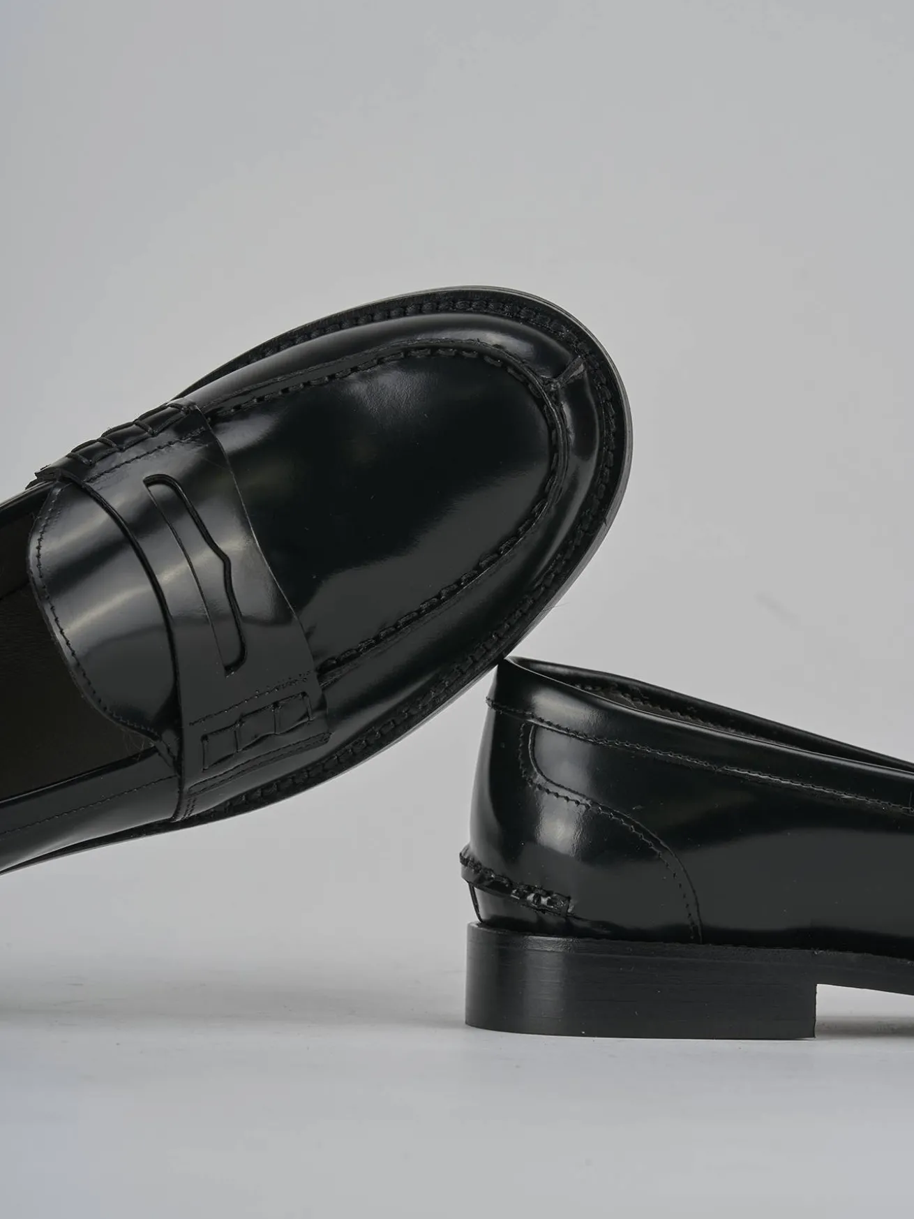 Mocassini tacco 2cm pelle nero