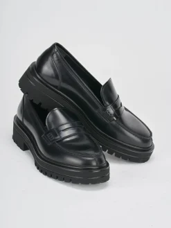 Mocassini tacco 2cm pelle nero