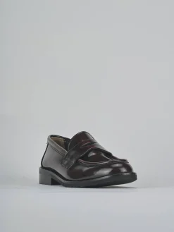 Mocassini tacco 2cm pelle bordo'