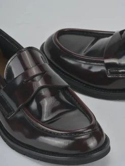 Mocassini tacco 2cm pelle bordo'