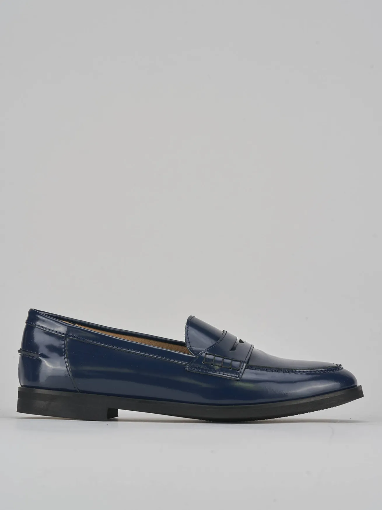 Mocassini tacco 1cm pelle blu