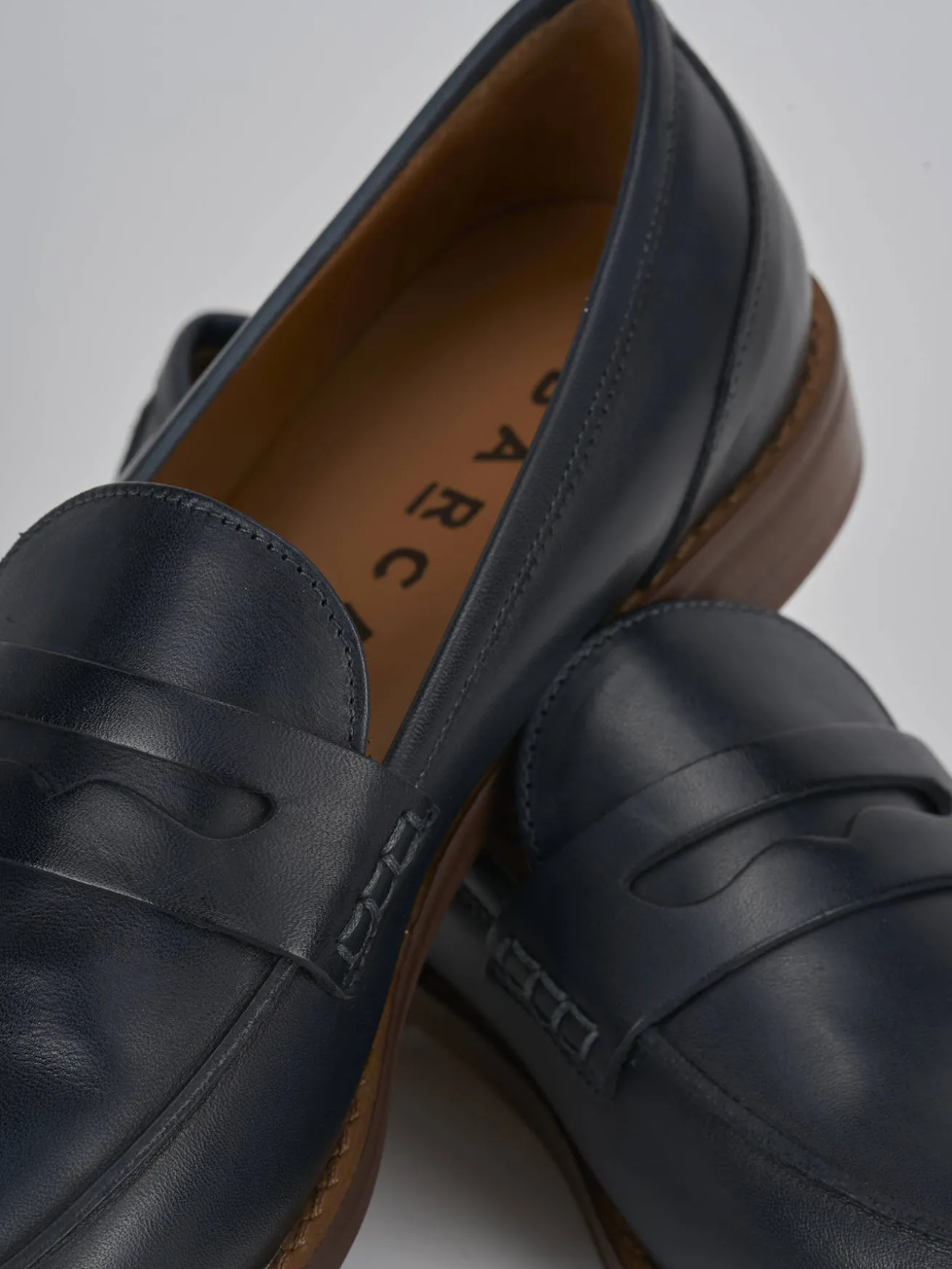 Mocassini tacco 1cm pelle blu