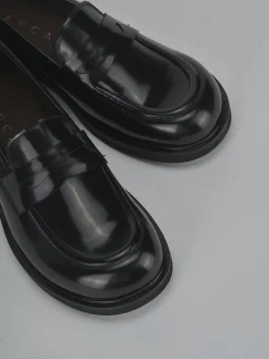 Mocassini tacco 2cm pelle nero