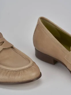 Mocassini tacco 1cm pelle beige