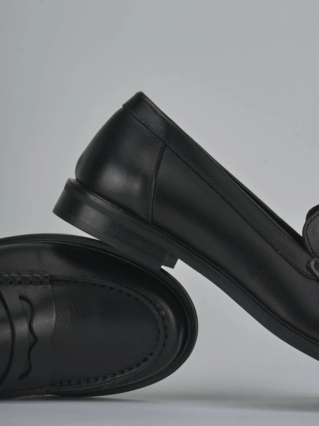 Mocassini tacco 1cm pelle nero