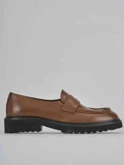 Mocassini tacco 2cm pelle marrone