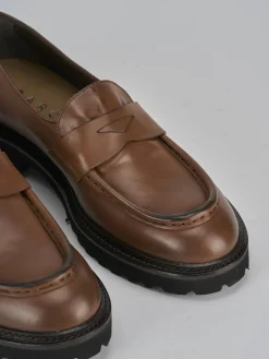 Mocassini tacco 2cm pelle marrone