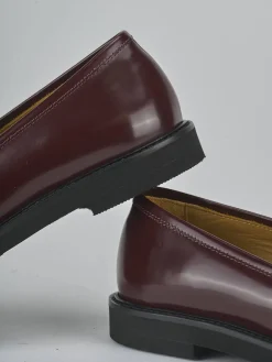 Mocassini tacco 3cm pelle bordo'