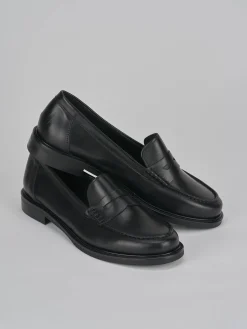 Mocassini tacco 2cm pelle nero