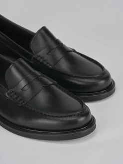 Mocassini tacco 2cm pelle nero