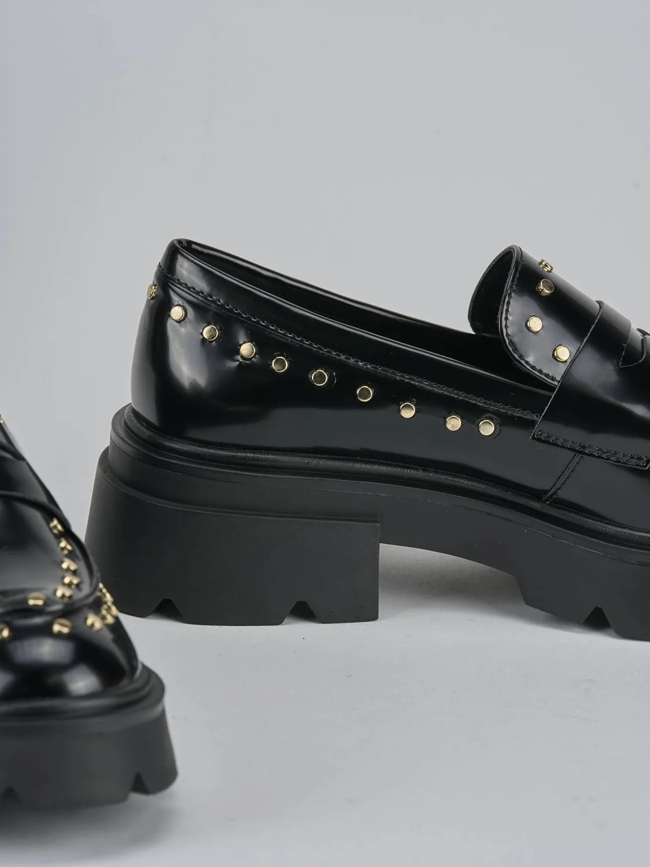 Mocassini tacco 2cm pelle nero