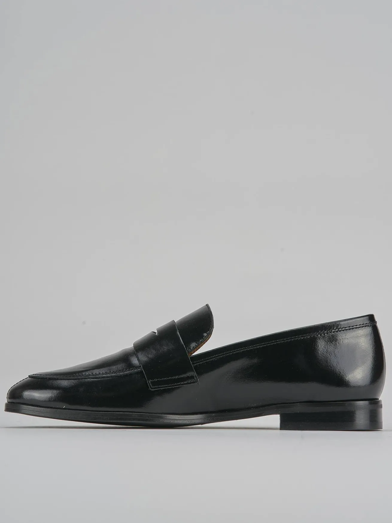 Mocassini tacco 1cm pelle nero