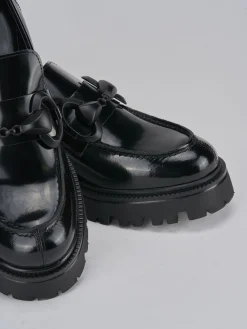 Mocassini tacco 2cm pelle nero