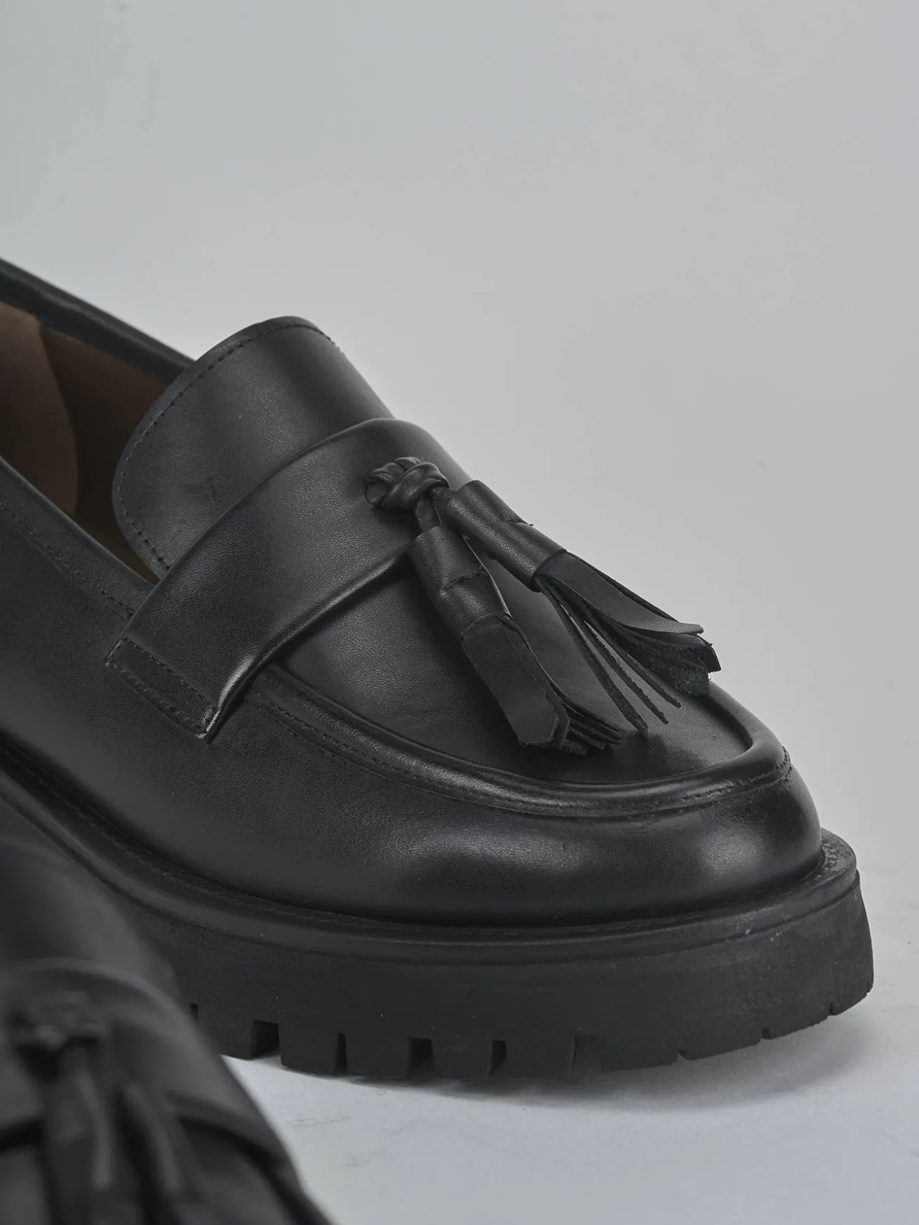 Mocassini tacco 2cm pelle nero