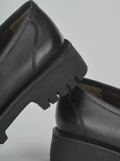 Mocassini tacco 2cm pelle nero