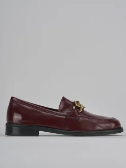 Mocassini tacco 2cm vernice bordo'