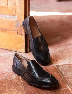 Mocassino nero pelle