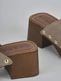 Sabot tacco 5 cm beige camoscio