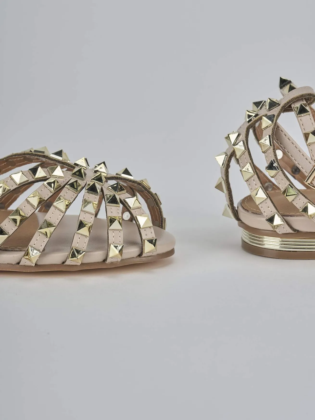 Sandali tacco 1cm camoscio sostenible beige