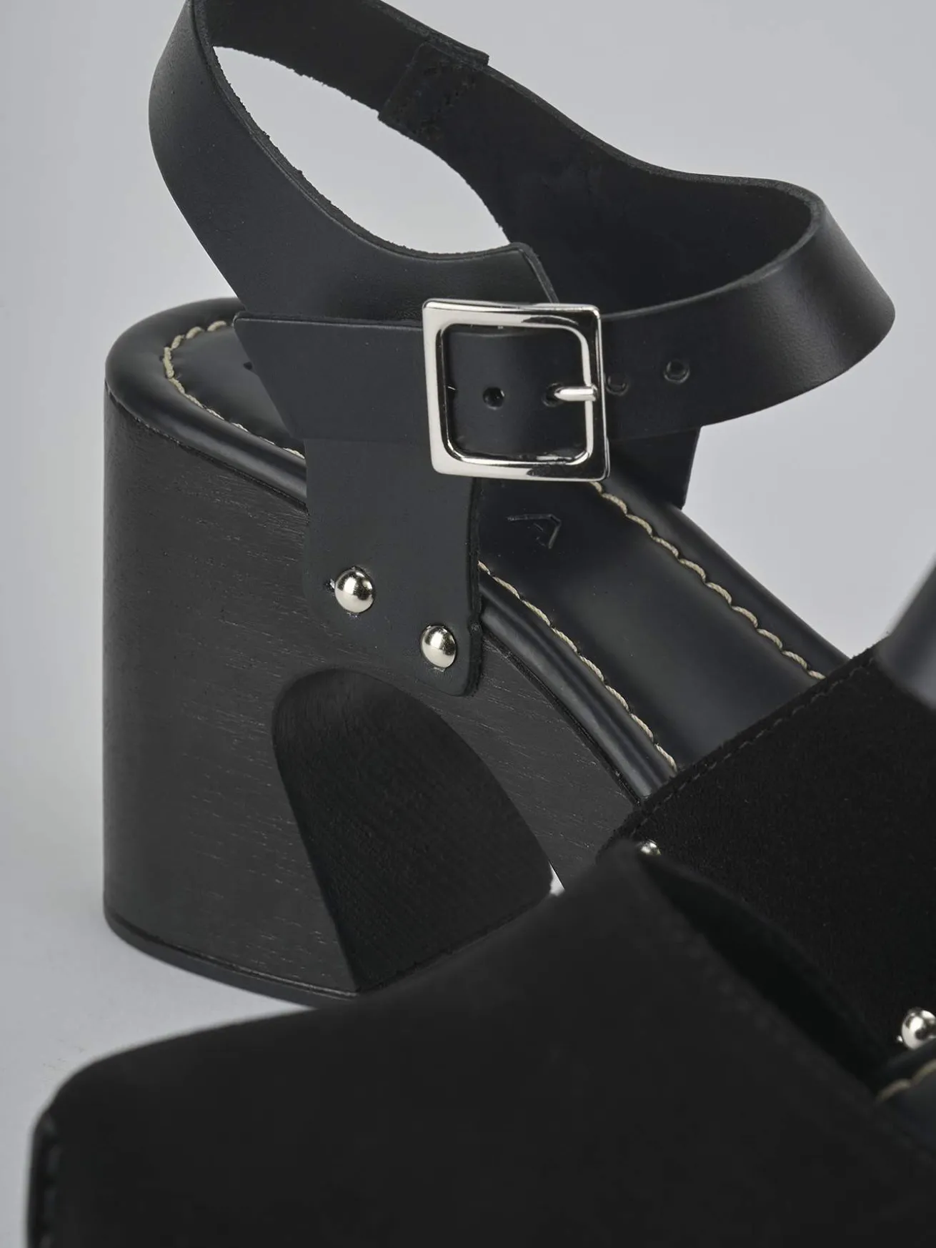 Sandali tacco 9cm camoscio nero