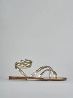 Sandali tacco 1cm laminato oro