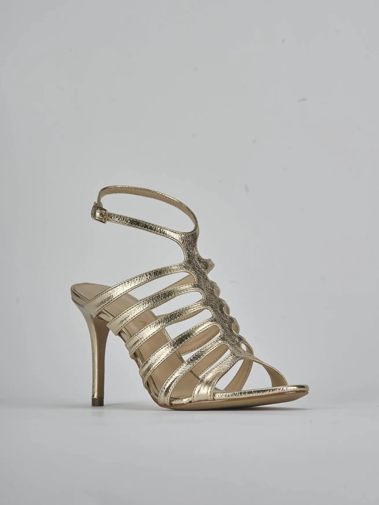 Sandali tacco 9cm laminato oro