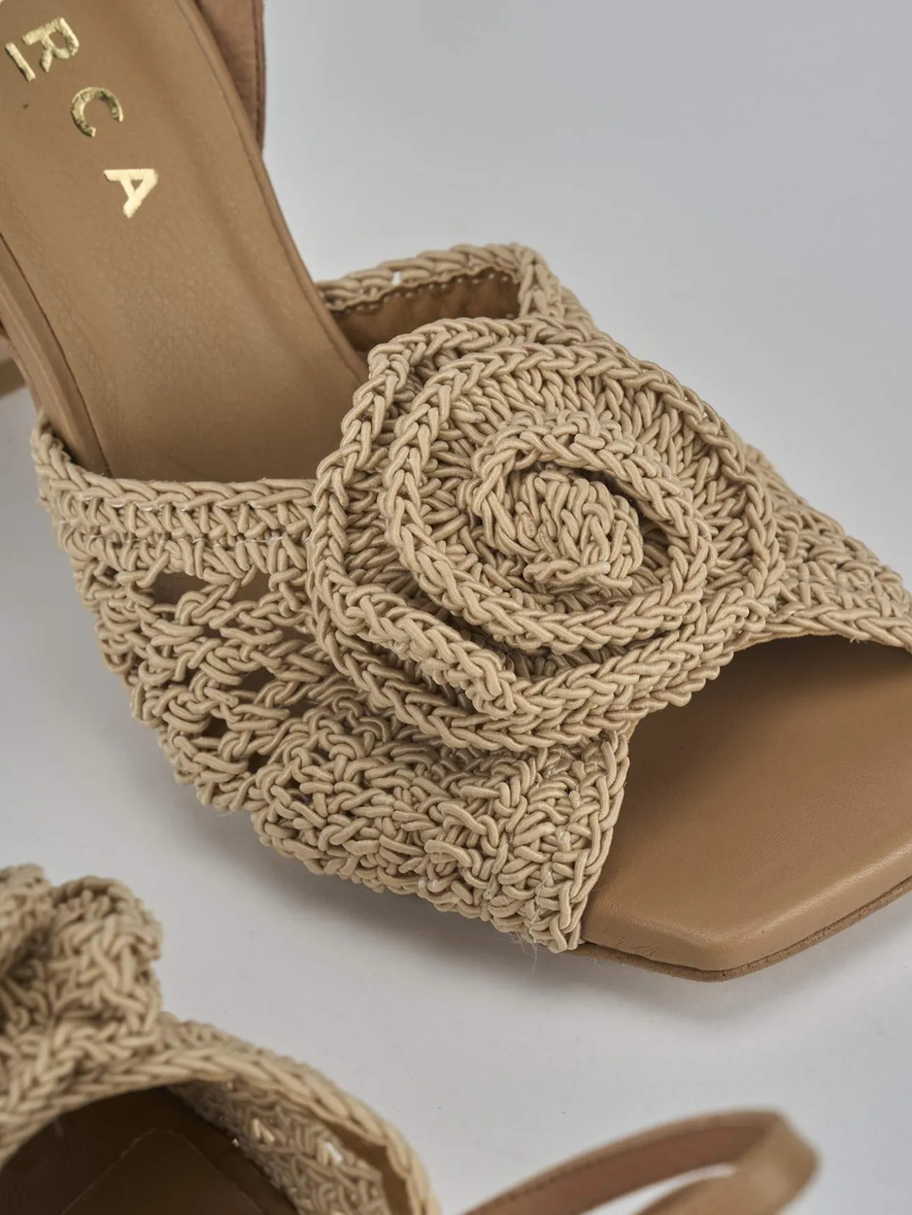 Sandali tacco 9cm pelle beige