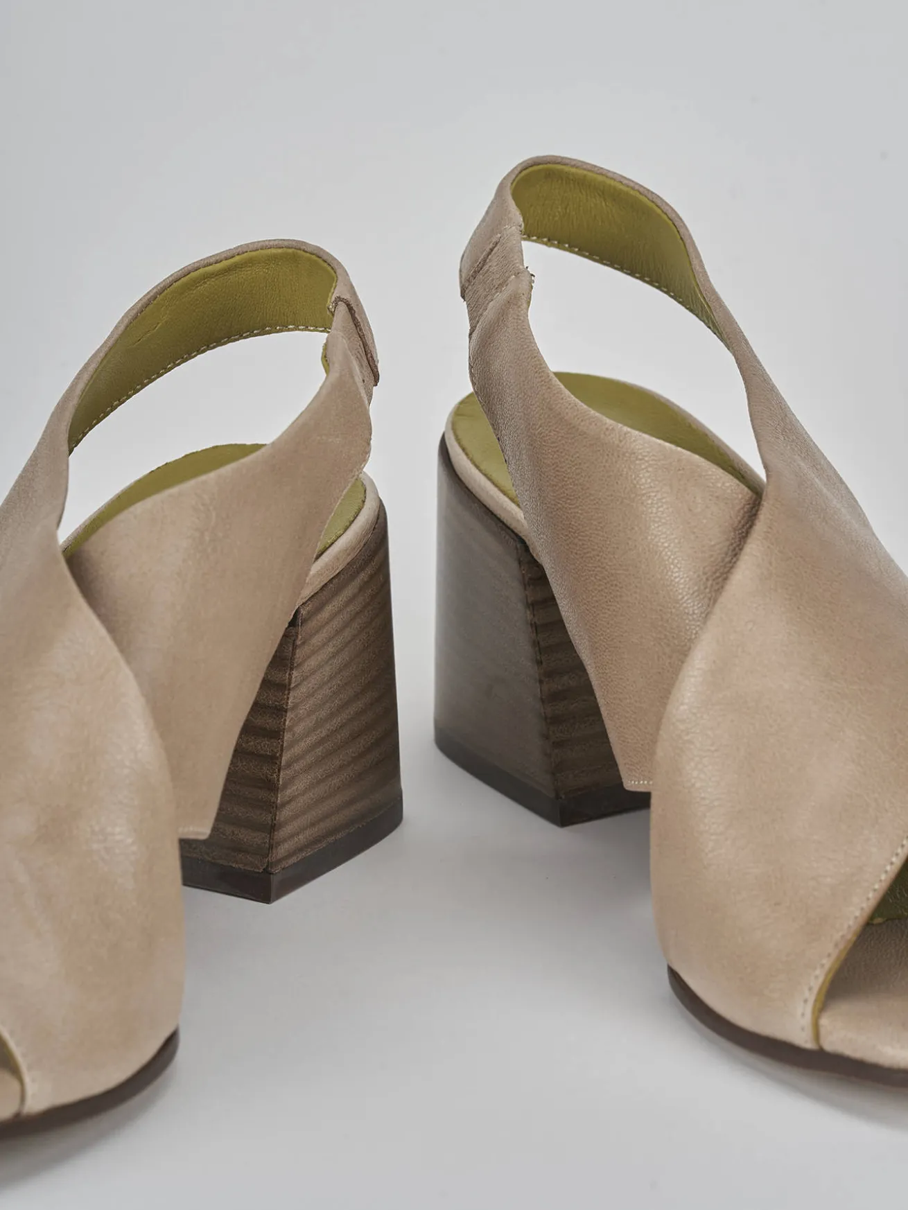 Sandali tacco 5cm pelle beige